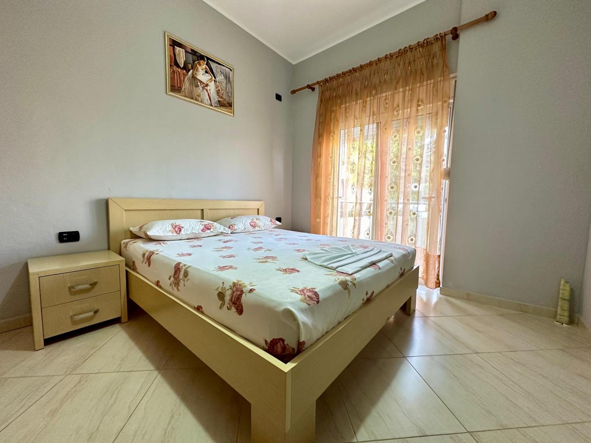 Aqua Apartments Seaview Sarande Bagian luar foto