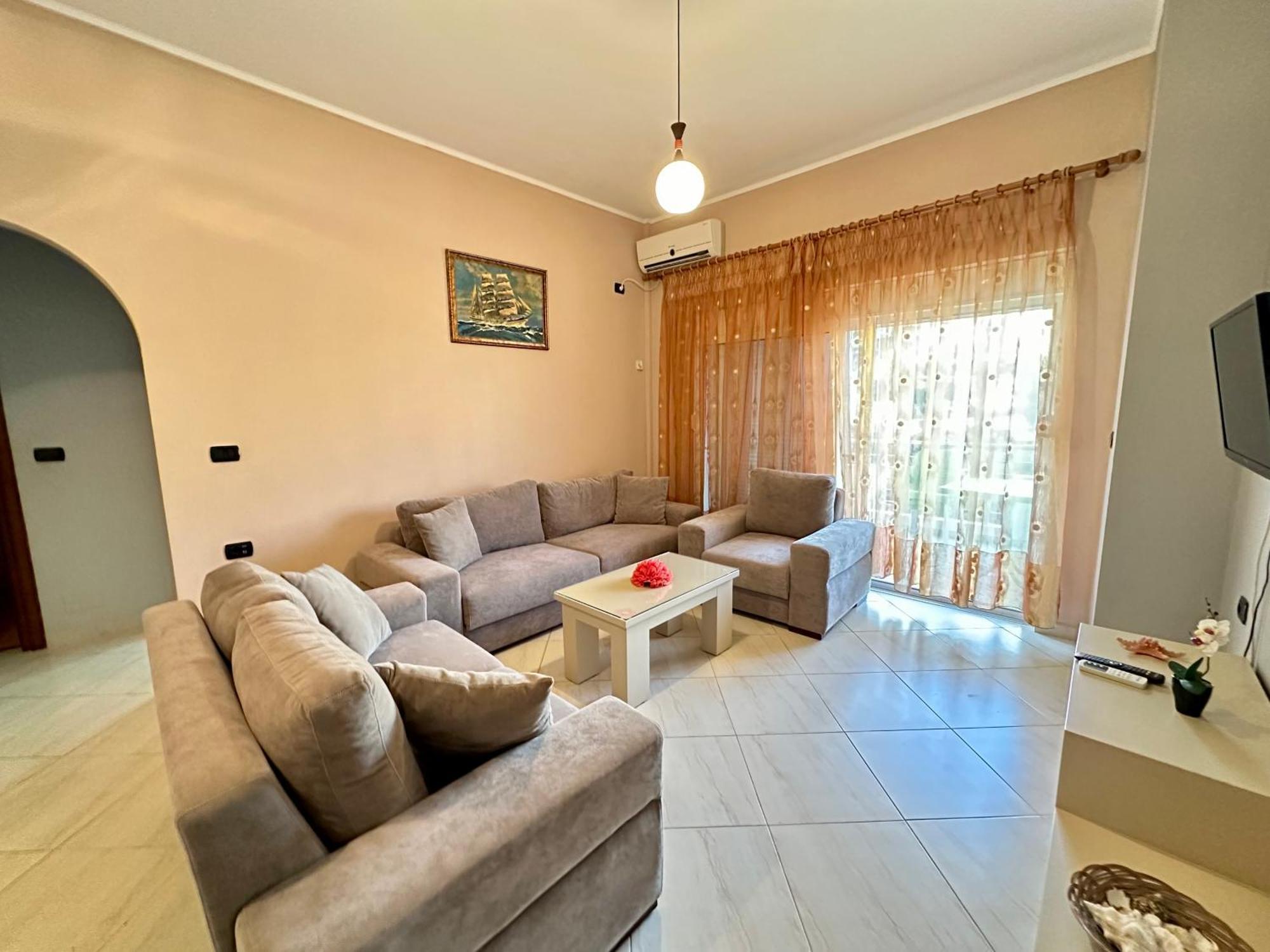 Aqua Apartments Seaview Sarande Bagian luar foto